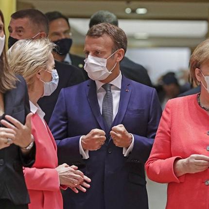 Όλοι οι ευρωπαίοι ηγέτες δίνουν το παράδειγμα φορώντας μάσκα