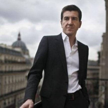 Lazard: Η τρόικα τα έκανε όλα λάθος στην Ελλάδα - Να γίνει "κούρεμα" 100 δισ. ευρώ