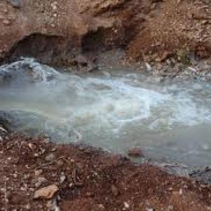 Απαγορεύονται κολύμπι και ψάρεμα στον κόλπο του Ηρακλείου!