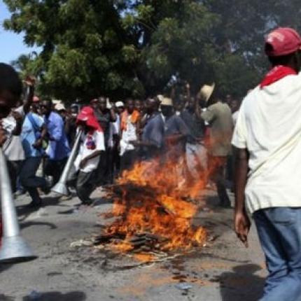 Παραιτήθηκε εν μέσω πολιτικής κρίσης ο πρωθυπουργός της Αϊτής