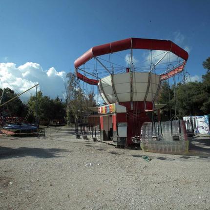 Υπόθεση λούνα πάρκ: Γιατί η ανακρίτρια αναβάθμισε τη κατηγορία από πλημμέλημα σε κακούργημα