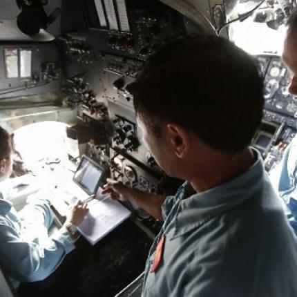 Τρίτη εβδομάδα ερευνών για το χαμένο αεροσκάφος