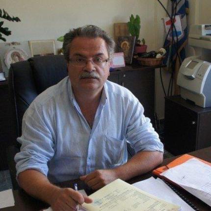 μαλανδρακης, δημαρχος πλατανια