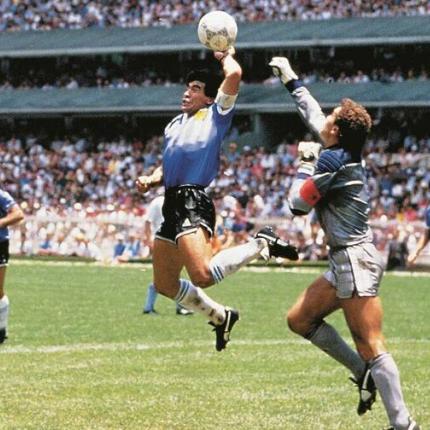 Μαραντόνα: ''Το χέρι του θεού''