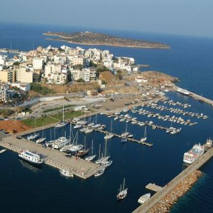 Kόντρες για το νομοσχέδιο του θαλάσσιου τουρισμού