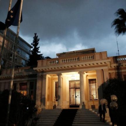 "Το Μαξίμου τελικά είναι ένα καταθλιπτικό κτήριο"