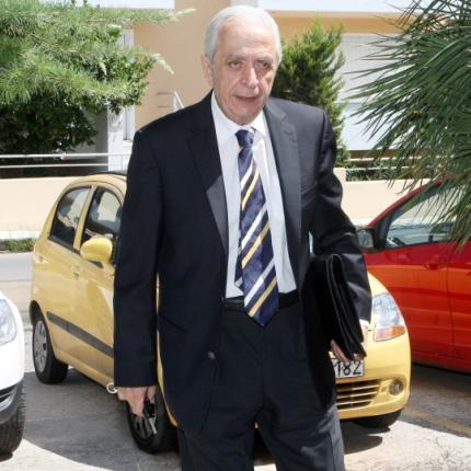 mayrokoykoylakis.jpg