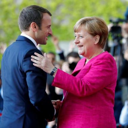μερκελ μακρον