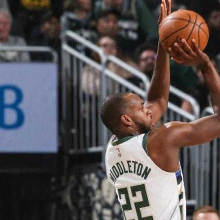 Ο Μίντλετον των Μπακς