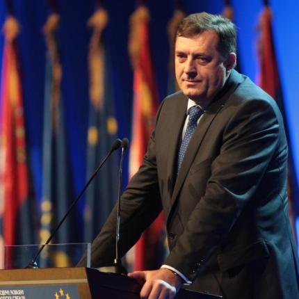  Μ. Ντόντικ: "Το πρόγραμμά μου είναι η ενίσχυση της αυτονομίας, η Κριμαία είναι καλό παράδειγμα" 