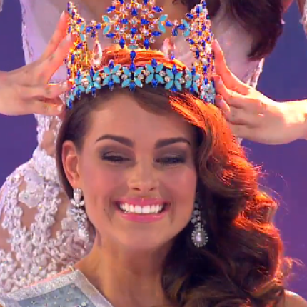 Η Νοτιοαφρικανή Ρόουλιν Στράους είναι η νέα Μις Κόσμος 