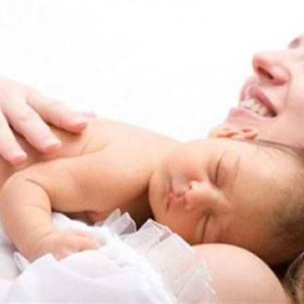 Κόβονται οικογενειακά επιδόματα και επιδόματα μητρότητας