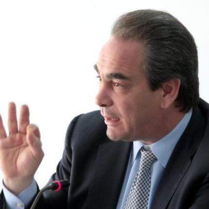 Ζητά ορθολογικότερη αντιμετώπιση της ελληνικής κρίσης ο Κ. Μίχαλος