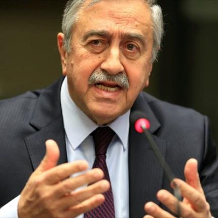 moustafa-akintzi.jpg