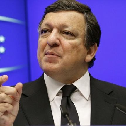 Ασάφειες και από τον Ζοζέ Μπαρόζο για την επικίνδυνη επιχείρηση στη Μεσόγειο 