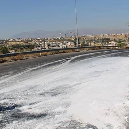 "Χιονισμένος" ο δρόμος μπροστά από το Αστυνομικό Μέγαρο Ηρακλείου!