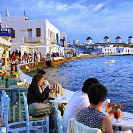 mykonos-greece-585794.jpg