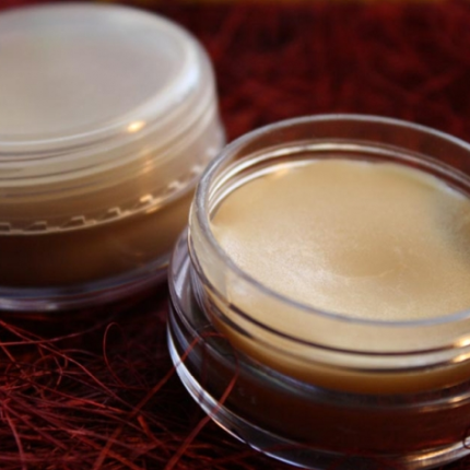 DIY: Φυσική αλοιφή ''πρώτων βοηθειών''