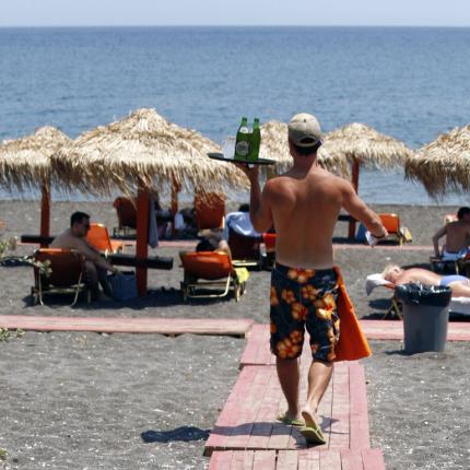 Πρόστιμα ύψους 64,5 εκατ. ευρώ για "μαύρη" εργασία το 2014