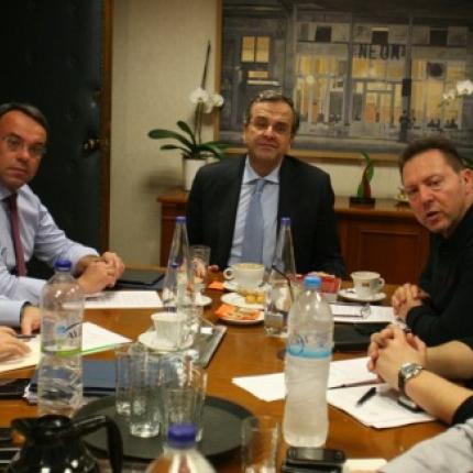 Συμφωνία για φάρμακα,φρέσκο γάλα και τιμή βιβλίων στη σύσκεψη με Σαμαρά