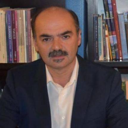 γιάννης νικολακάκης