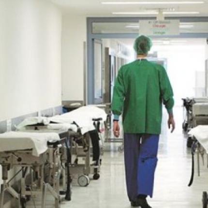 Κέντρα Υγείας στην Κρήτη, χωρίς ασθενοφόρα, γάζες και βαμβάκι...