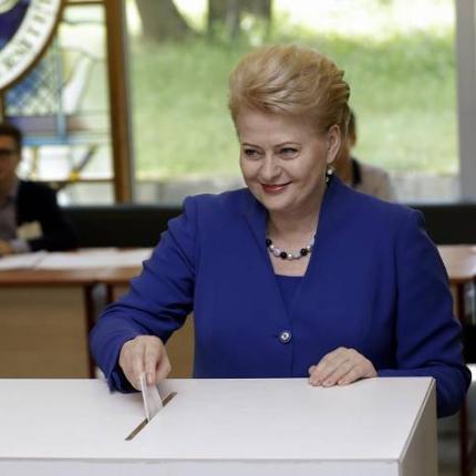 Νίκη της Ντάλια Γκριμπαουσκάιτε δείχνουν τα αποτελέσματα στη Λιθουανία