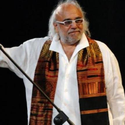 Έφυγε από τη ζωή ο σπουδαίος τραγουδιστής Ντέμης Ρούσσος (βίντεο)