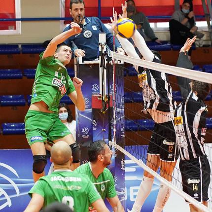 ofi-pao-volei.jpg