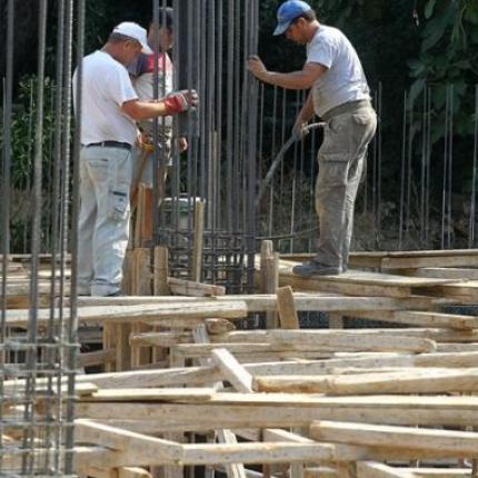 Οικοδόμοι Ηρακλείου: Απλήρωτοι οι συνάδελφοι μας στις εργασίες για το θέατρο της Γόρτυνας