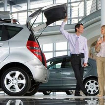 Αυξημένες οι πωλήσεις οχημάτων στην Κρήτη αλλά ο κλάδος παραμένει γονατισμένος 