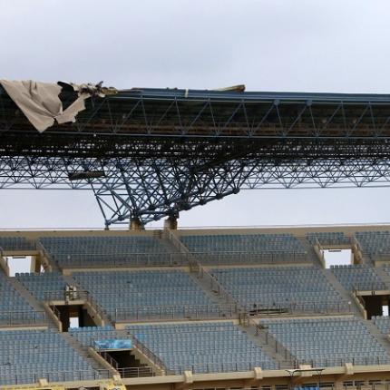 Η απομάκρυνση του στεγάστρου από το Παγκρήτιο θα κοστίσει 40.000 ευρώ