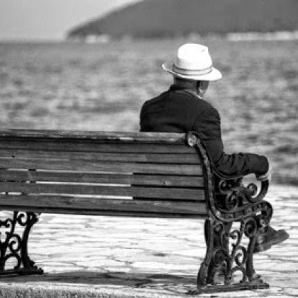 Κάθισε στο παγκάκι κι έβαλε το δίκανο στο στόμα - "Παγωμένη" από τη νέα αυτοκτονία η Κρήτη