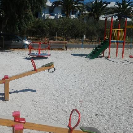 παιδική χαρά4