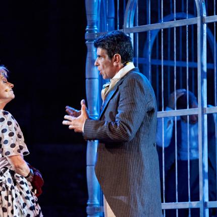 Τα "Παντρολογήματα" με τον Γ. Μπέζο έρχονται στο Ηράκλειο