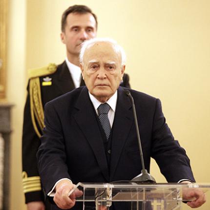 Ολοκληρώνεται η επίσκεψη του Κάρολου Παπούλια στην Αλγερία