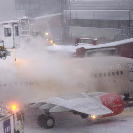 aerodromio-hionothyella