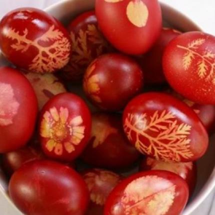 κόκκινα αυγά