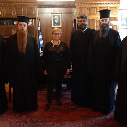 Λιονή ιερείς