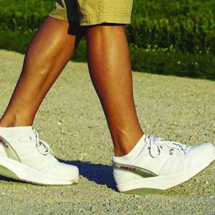 "Έξυπνα" παπούτσια βοηθούν ανθρώπους με δυσκολίες στο βάδισμα