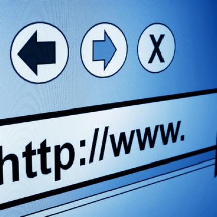 O ιός Έμπολα «μολύνει» και το Διαδίκτυο