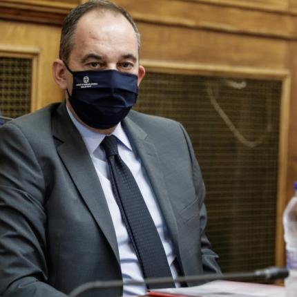 γιάννης πλακιωτάκης