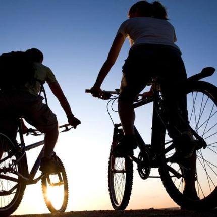 Χανιά: Υποδέχονται τους αθλητές που όργωσαν την Ελλάδα με τα ποδήλατα τους για καλό σκοπό