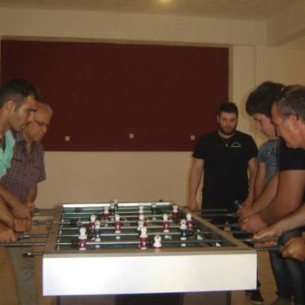 Τα ξύλινα ποδοσφαιράκια πήραν "φωτιά" στις Στάβιες!