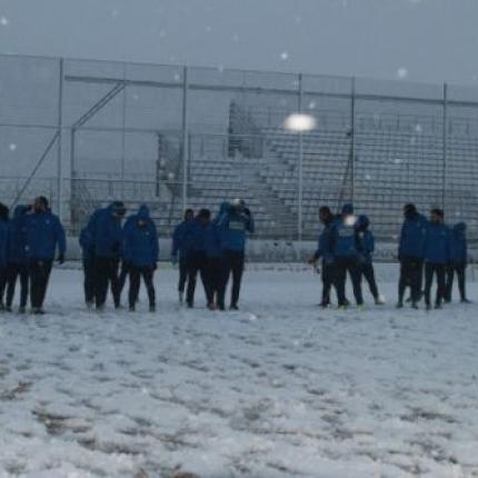  Προπόνηση στα χιόνια για τον Αστέρα! (βίντεο)