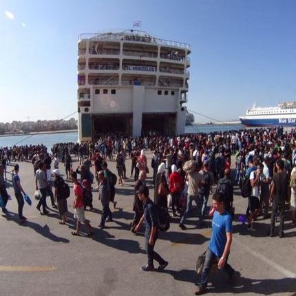 πειραιάς,προσφυγες,λιμανι πειραια