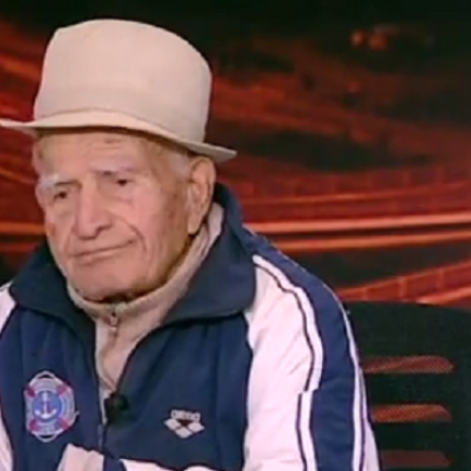 Είναι ο γηραιότερος ψηφοφόρος στην Ελλάδα (βίντεο)