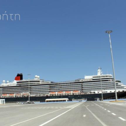 Η "βασίλισσα των θαλασσών" Queen Elizabeth (φωτογραφίες)