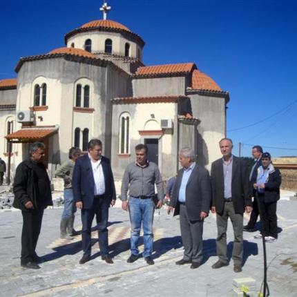 Στα έργα της Ροδιάς ο Κώστας Μαμουλάκης   