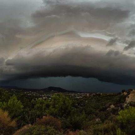 SHELF CLOUD